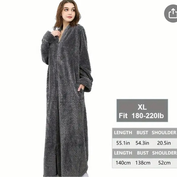 Navy blue bathrobe - Picture 2 of 5